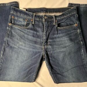 Levi's Relaxed Fit Medium Blue Jeans